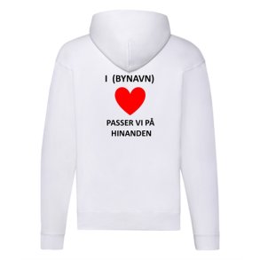 H�ttetr�je med lynl�s med tryk - I (bynavn)  passer vi p� hinanden