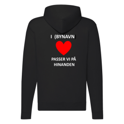 Httetrje med lynls med tryk - I (bynavn)  passer vi p hinanden